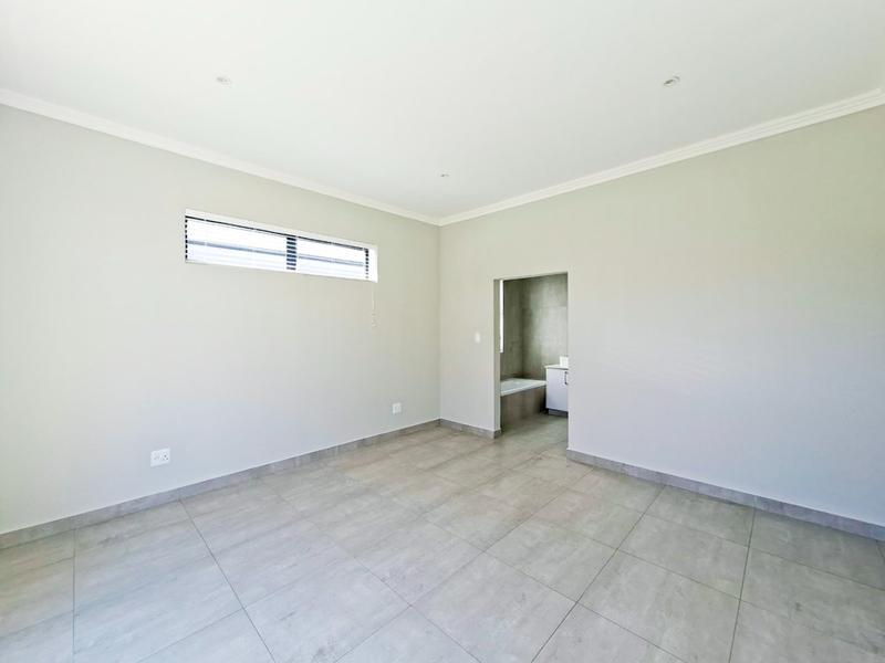 To Let 3 Bedroom Property for Rent in Kraaibosch Park Western Cape